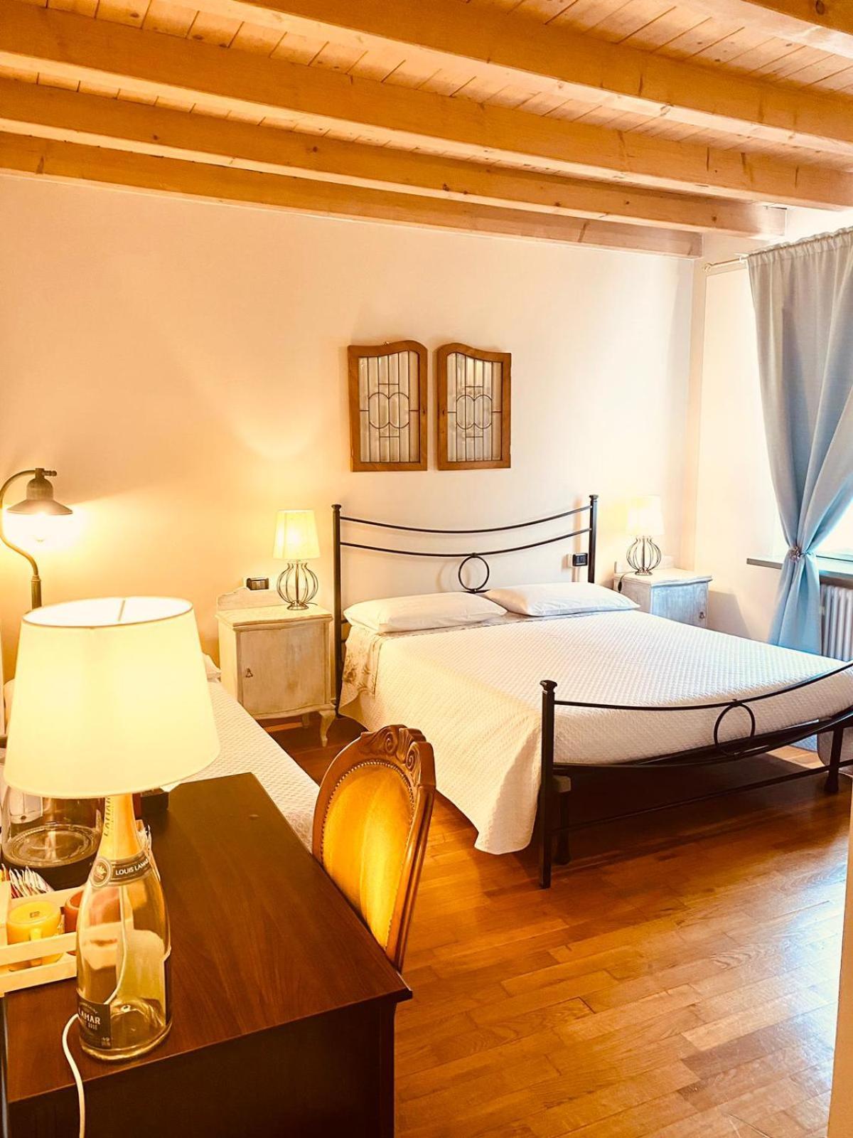 ホテル La Casina Dello エクステリア 写真